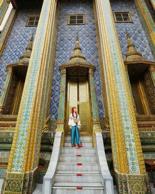 The Emerald Buddha A Serene Glimpse into Thai Spirituality and Exquisite Gold Ornamentation!